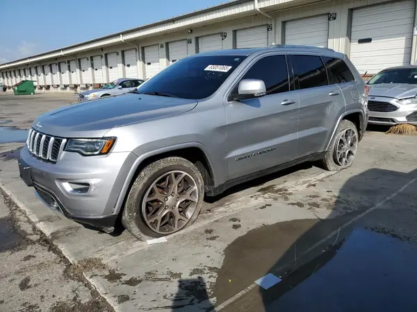 1C4RJFBG7JC135364 2018 JEEP GRAND CHEROKEE - Image 1