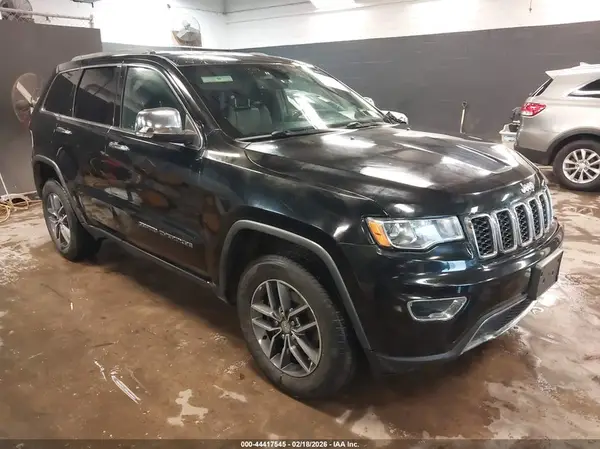 1C4RJFBG7JC357676 2018 JEEP GRAND CHEROKEE - Image 1