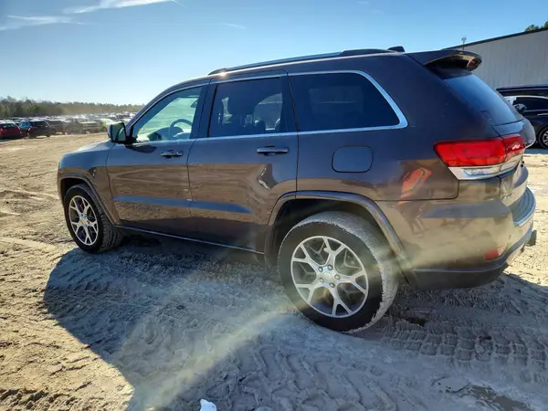 1C4RJFBG7JC365616 2018 JEEP GRAND CHEROKEE - Image 2