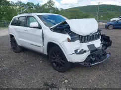 1C4RJFBG7JC378950 2018 JEEP GRAND CHEROKEE