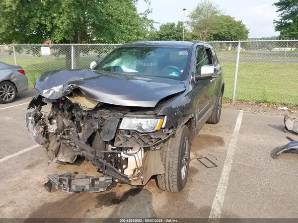 1C4RJFBG7KC538228 2019 JEEP GRAND CHEROKEE - Image 2