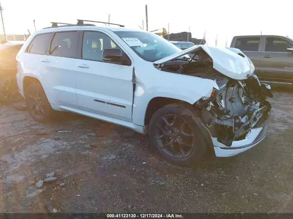 1C4RJFBG7KC702559 2019 JEEP GRAND CHEROKEE - Image 1