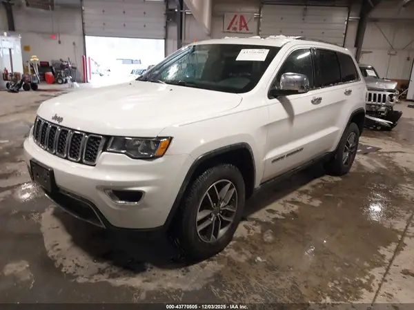 1C4RJFBG7KC730460 2019 JEEP GRAND CHEROKEE - Image 2