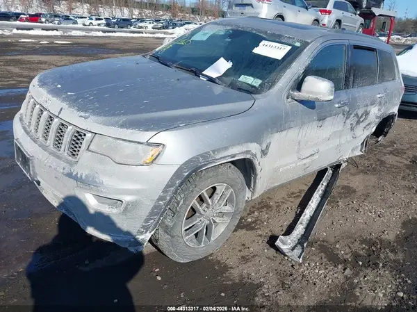 1C4RJFBG7KC804377 2019 JEEP GRAND CHEROKEE - Image 2