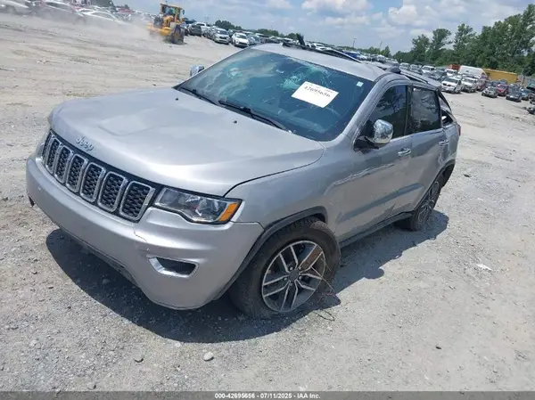 1C4RJFBG7LC146982 2020 JEEP GRAND CHEROKEE - Image 2