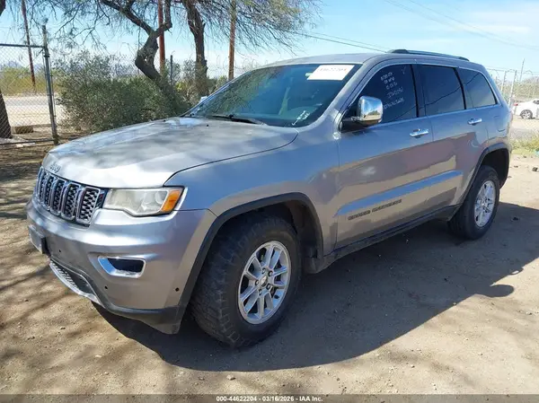 1C4RJFBG7LC266684 2020 JEEP GRAND CHEROKEE - Image 2