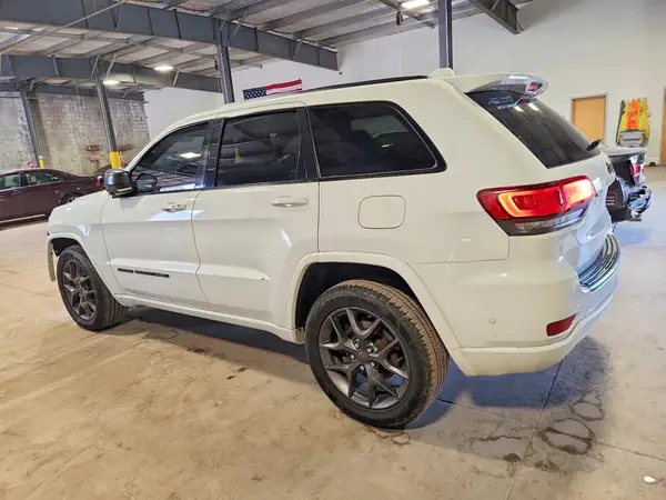 1C4RJFBG7MC726833 2021 JEEP GRAND CHEROKEE - Image 2
