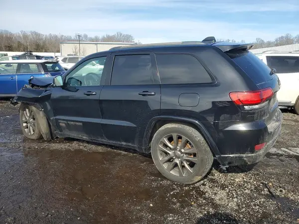 1C4RJFBG8HC631736 2017 JEEP GRAND CHEROKEE - Image 2