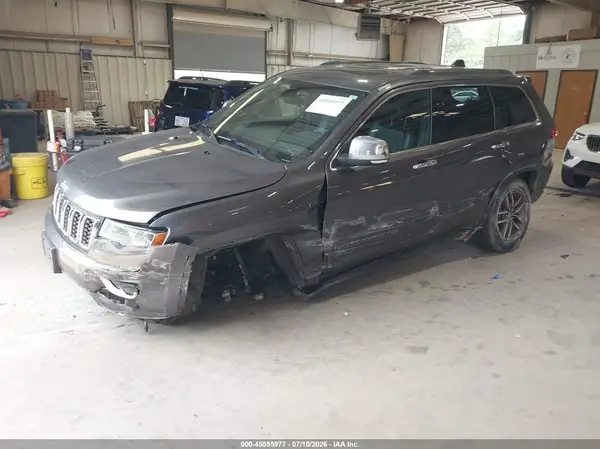 1C4RJFBG8HC738818 2017 JEEP GRAND CHEROKEE - Image 2