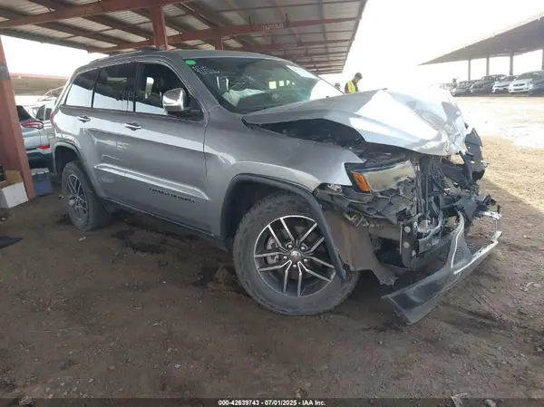 1C4RJFBG8HC764366 2017 JEEP GRAND CHEROKEE - Image 1