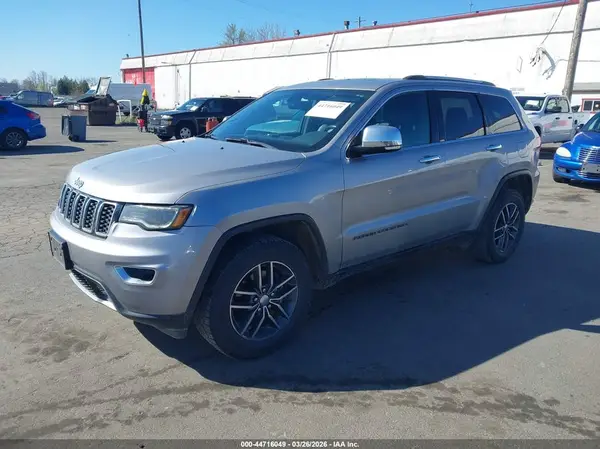 1C4RJFBG8HC764609 2017 JEEP GRAND CHEROKEE - Image 2