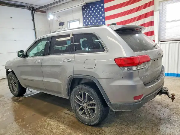 1C4RJFBG8HC785881 2017 JEEP GRAND CHEROKEE - Image 2