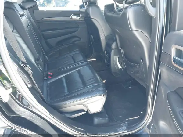 1C4RJFBG8HC792037 2017 JEEP GRAND CHEROKEE - Image 8