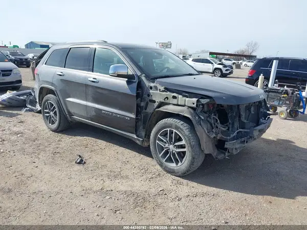 1C4RJFBG8HC828390 2017 JEEP GRAND CHEROKEE - Image 1