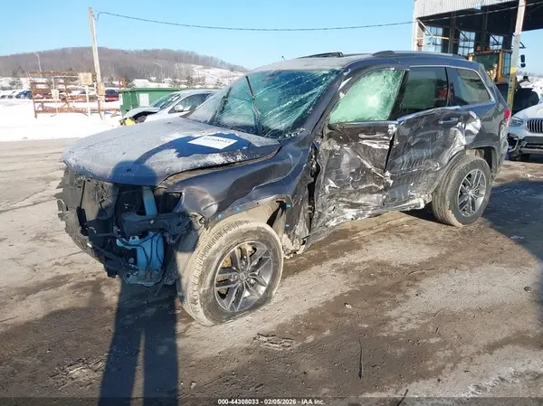 1C4RJFBG8HC835839 2017 JEEP GRAND CHEROKEE - Image 2