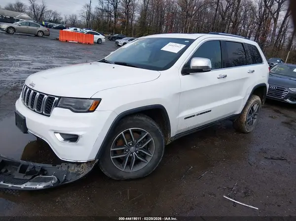1C4RJFBG8HC852088 2017 JEEP GRAND CHEROKEE - Image 2