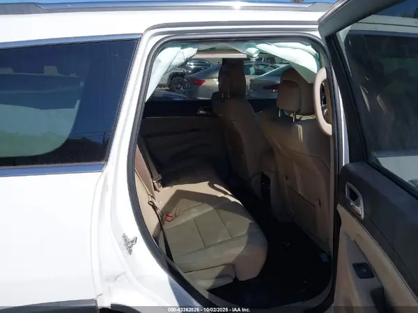 1C4RJFBG8HC866332 2017 JEEP GRAND CHEROKEE - Image 8