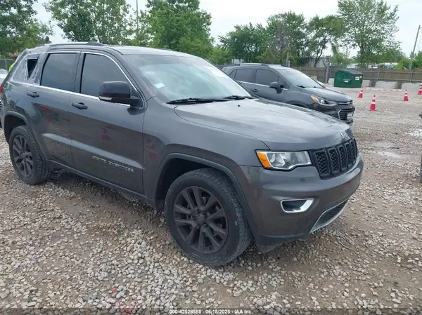 1C4RJFBG8HC867660 2017 JEEP GRAND CHEROKEE - Image 1