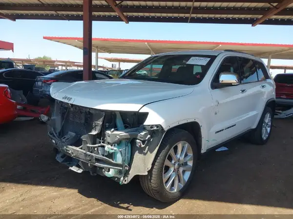 1C4RJFBG8HC873071 2017 JEEP GRAND CHEROKEE - Image 2