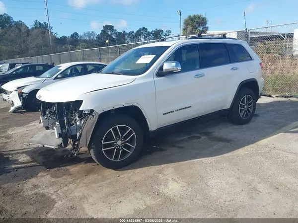 1C4RJFBG8HC901175 2017 JEEP GRAND CHEROKEE - Image 2