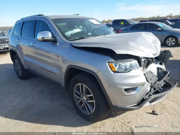 1C4RJFBG8HC941370 2017 JEEP GRAND CHEROKEE - Image 1