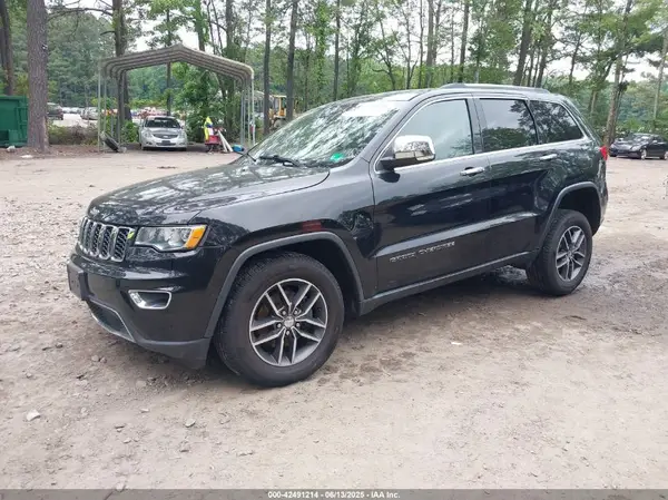 1C4RJFBG8HC955432 2017 JEEP GRAND CHEROKEE - Image 2
