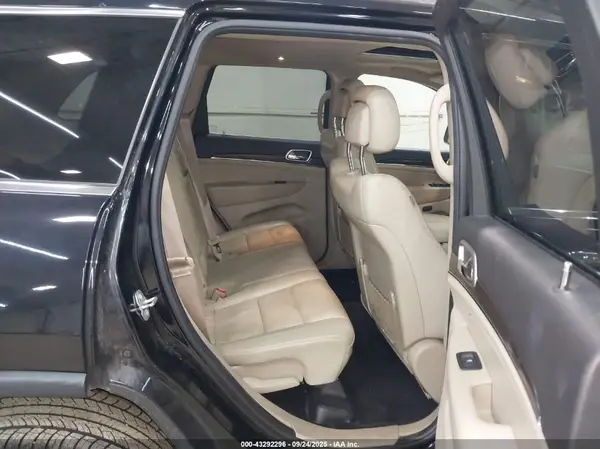 1C4RJFBG8HC963935 2017 JEEP GRAND CHEROKEE - Image 8