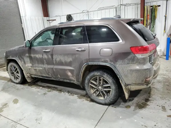 1C4RJFBG8JC143764 2018 JEEP GRAND CHEROKEE - Image 2