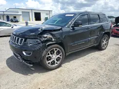 1C4RJFBG8JC214252 2018 JEEP GRAND CHEROKEE