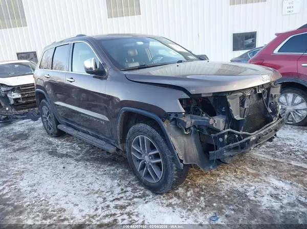 1C4RJFBG8JC216082 2018 JEEP GRAND CHEROKEE - Image 1