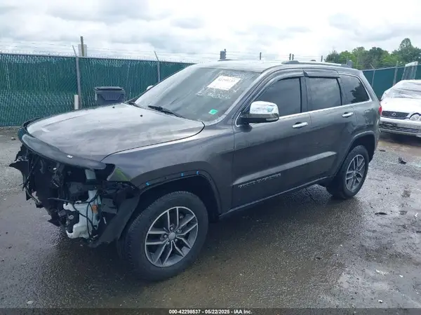 1C4RJFBG8JC229480 2018 JEEP GRAND CHEROKEE - Image 2