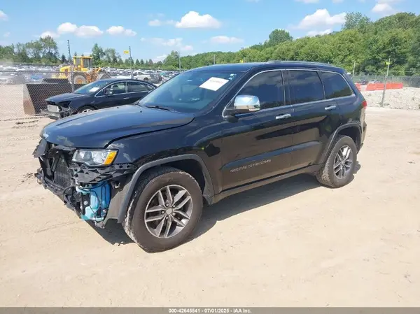 1C4RJFBG8JC257764 2018 JEEP GRAND CHEROKEE - Image 2