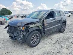 1C4RJFBG8JC262933 2018 JEEP GRAND CHEROKEE
