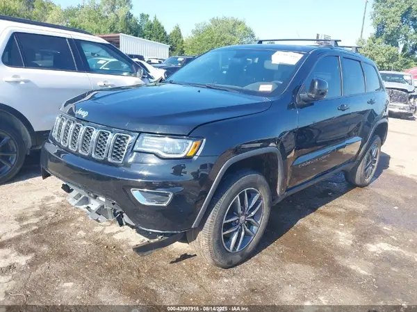 1C4RJFBG8JC292904 2018 JEEP GRAND CHEROKEE - Image 2