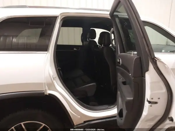 1C4RJFBG8JC331099 2018 JEEP GRAND CHEROKEE - Image 8