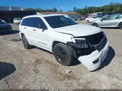 1C4RJFBG8JC334360 2018 JEEP GRAND CHEROKEE
