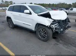 1C4RJFBG8JC358318 2018 JEEP GRAND CHEROKEE