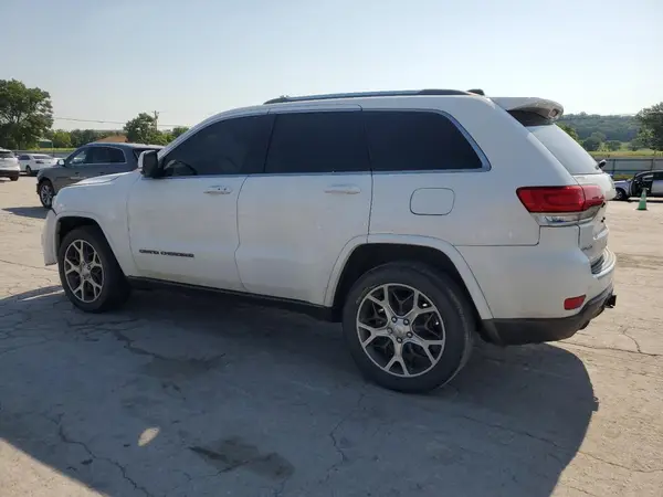 1C4RJFBG8JC373966 2018 JEEP GRAND CHEROKEE - Image 2