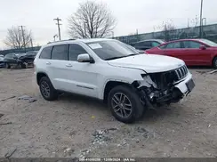 1C4RJFBG8JC378665 2018 JEEP GRAND CHEROKEE