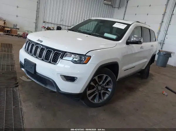 1C4RJFBG8JC417402 2018 JEEP GRAND CHEROKEE - Image 2