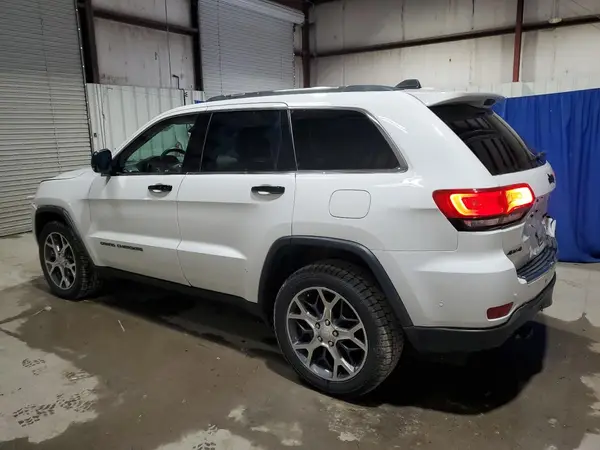 1C4RJFBG8KC581816 2019 JEEP GRAND CHEROKEE - Image 2