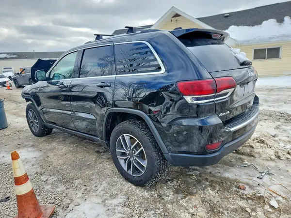 1C4RJFBG8KC611185 2019 JEEP GRAND CHEROKEE - Image 2