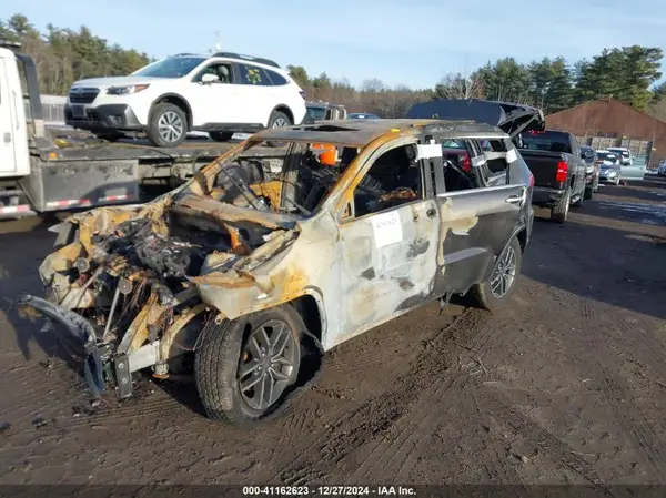 1C4RJFBG8KC689014 2019 JEEP GRAND CHEROKEE - Image 2