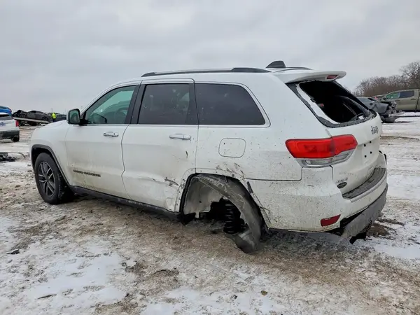 1C4RJFBG8KC810768 2019 JEEP GRAND CHEROKEE - Image 2