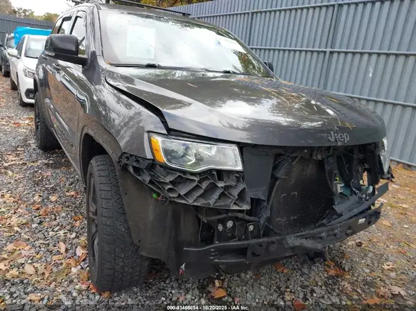1C4RJFBG8KC854527 2019 JEEP GRAND CHEROKEE - Image 1