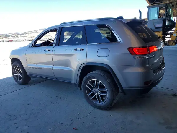1C4RJFBG8LC115465 2020 JEEP GRAND CHEROKEE - Image 2