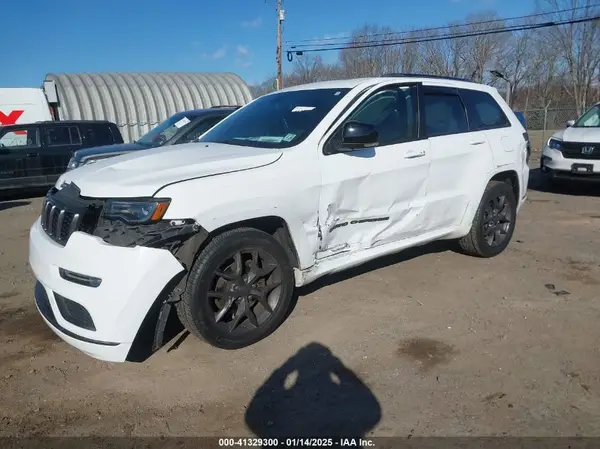 1C4RJFBG8LC125767 2020 JEEP GRAND CHEROKEE - Image 2