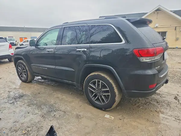 1C4RJFBG8NC121060 2022 JEEP GRAND CHEROKEE - Image 2