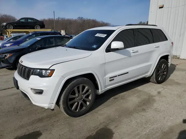 1C4RJFBG9HC668875 2017 JEEP GRAND CHEROKEE - Image 1