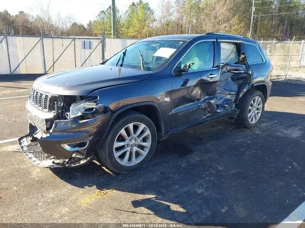 1C4RJFBG9HC670111 2017 JEEP GRAND CHEROKEE - Image 2